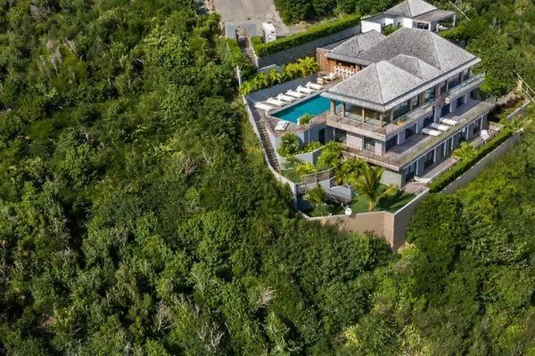 Deluxe Sweet Dew Villa in Anse des Cayes Γουσταβία