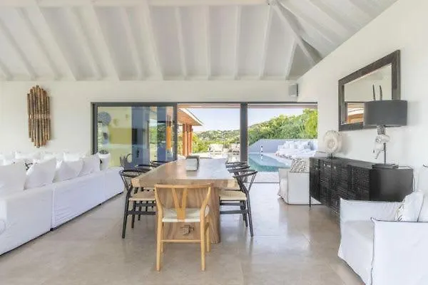 Deluxe Sweet Dew Villa in Anse des Cayes Γουσταβία