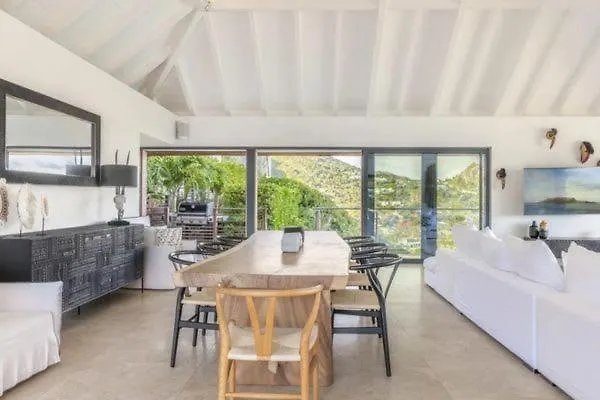 Deluxe Sweet Dew Villa in Anse des Cayes Gustavia